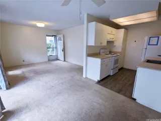 Photo #2: 202121551 Listing 