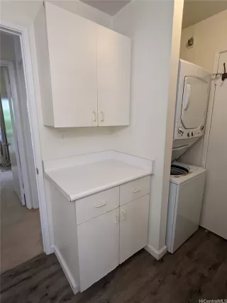 Photo #6: 202121551 Listing 