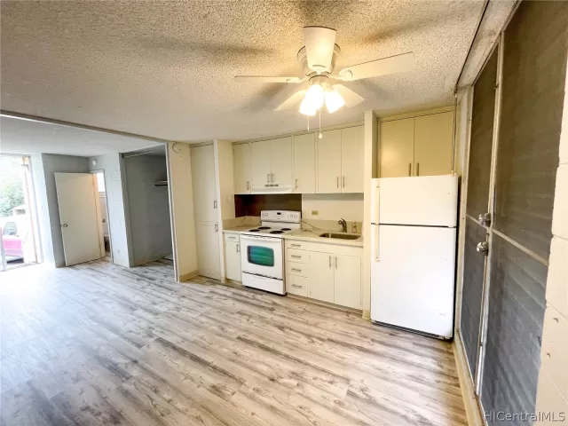 MLS: 202206075 Condo For Sale