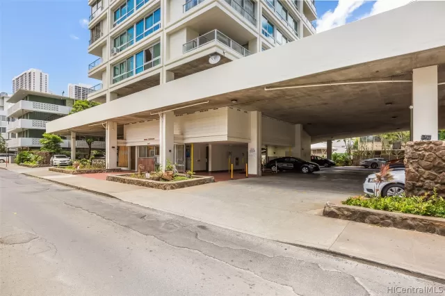 MLS: 202210915 Condo For Sale