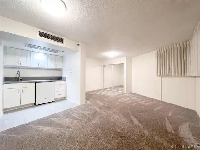 MLS: 202213694 Condo For Sale