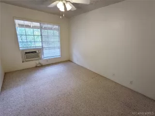 Photo #5: 202213907 Listing 