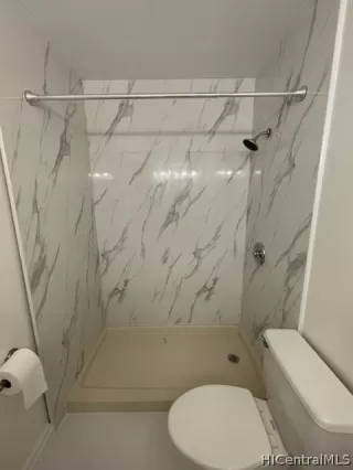 Photo #5: 202218848 Listing 