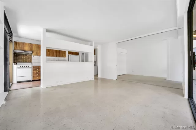 MLS: 202219034 Condo For Sale