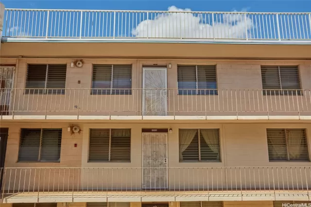 MLS: 202225394 Condo For Sale