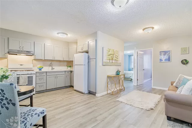 MLS: 202300148 Condo For Sale