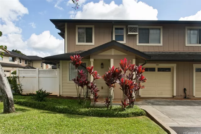 MLS: 202301454 Condo For Sale