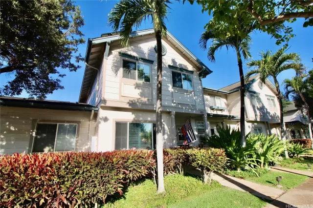 MLS: 202301545 Condo For Sale