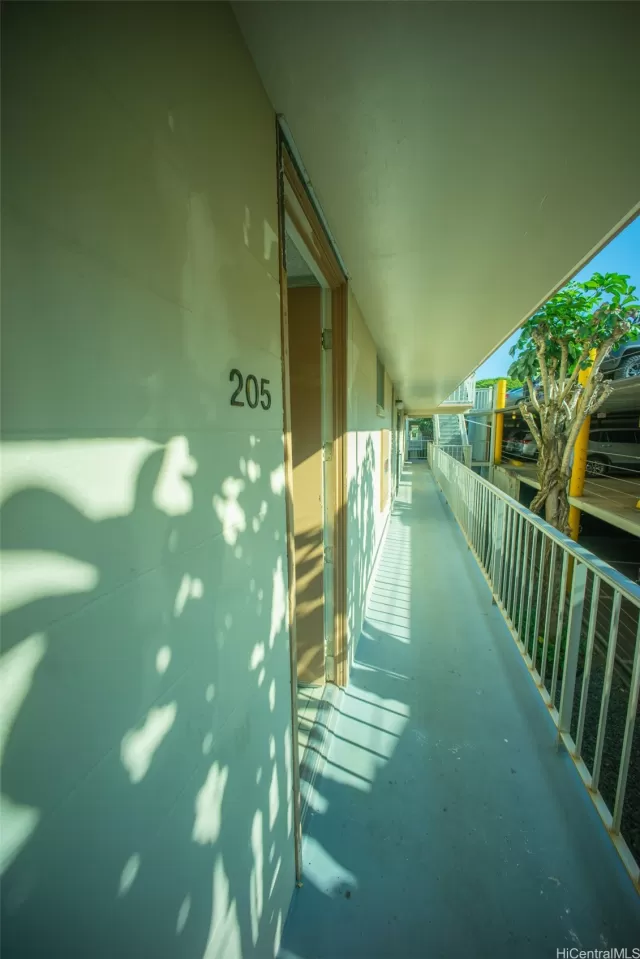 MLS: 202301580 Condo For Sale