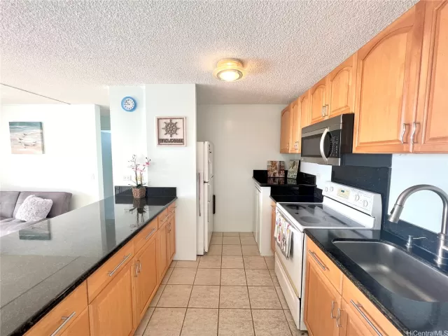 MLS: 202301786 Condo For Sale
