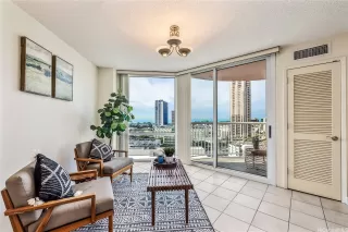 Photo #3: 202301819 Listing 