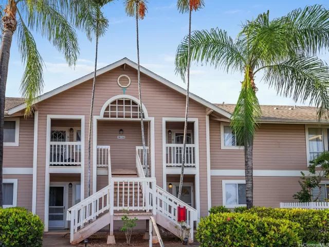 MLS: 202301840 Condo For Sale