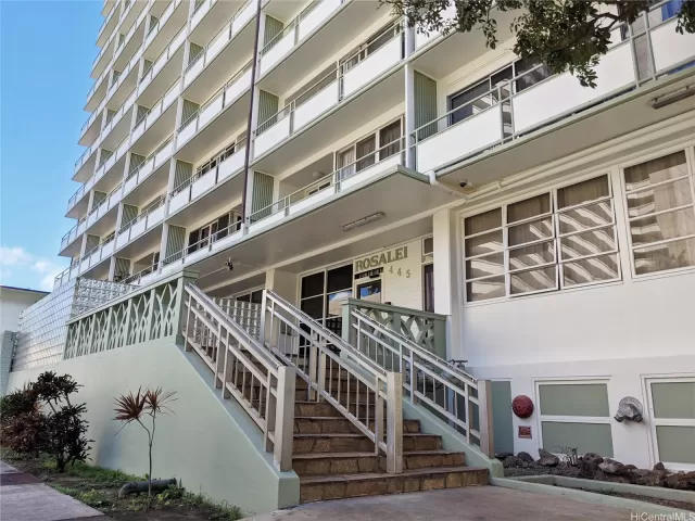 MLS: 202302084 Condo For Sale