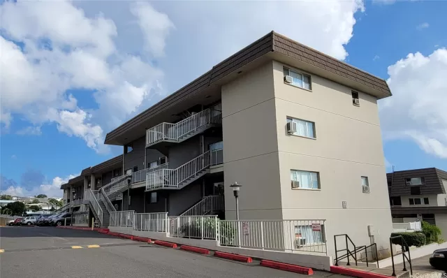 MLS: 202302136 Condo For Sale