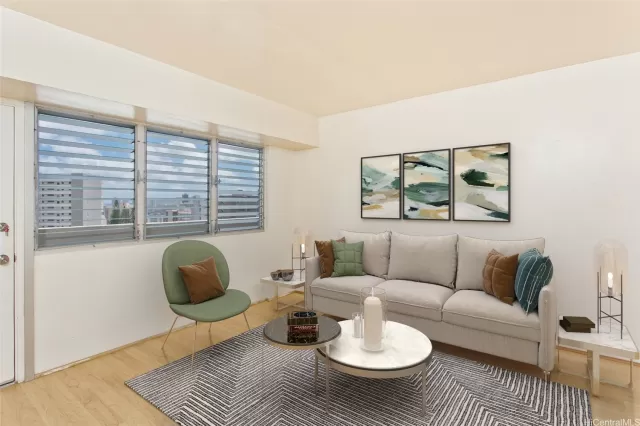 MLS: 202302527 Condo For Sale