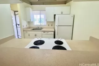 Photo #4: 202302639 Listing 