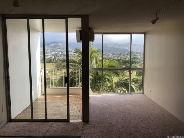 MLS: 202302741 Condo For Sale