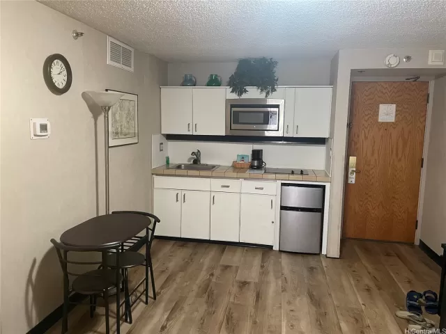 MLS: 202302757 Condo For Sale