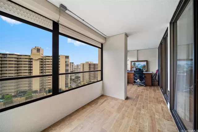 MLS: 202302857 Condo For Sale