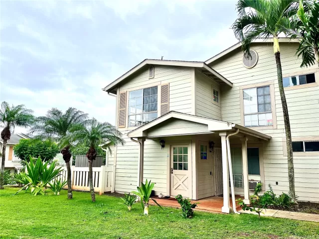 MLS: 202302930 Condo For Sale