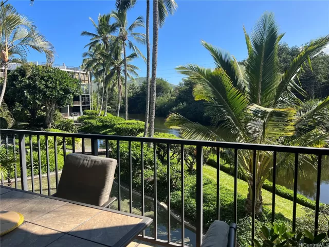 MLS: 202303170 Condo For Sale