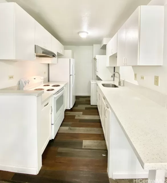 MLS: 202303207 Condo For Sale