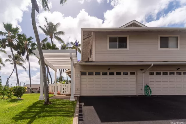 MLS: 202303272 Condo For Sale