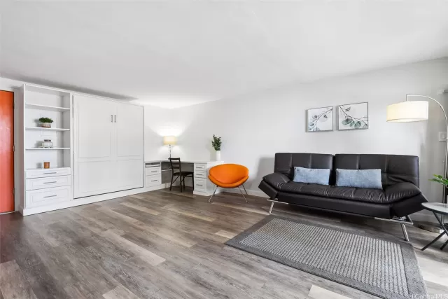 MLS: 202303302 Condo For Sale