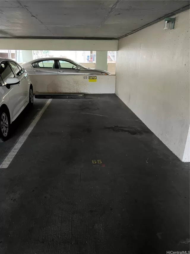 MLS: 202303430 Condo For Sale