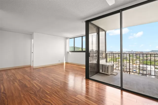 MLS: 202303551 Condo For Sale