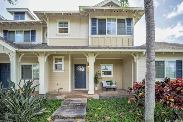 MLS: 202303570 Condo For Sale