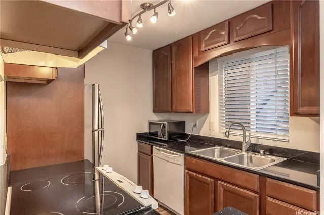 MLS: 202303579 Condo For Sale