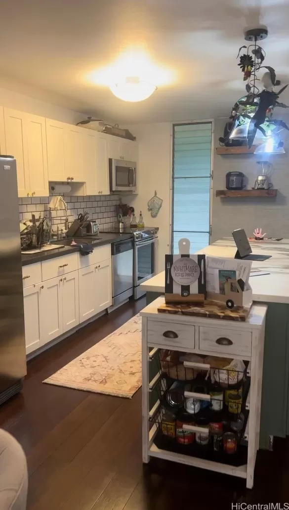 MLS: 202303813 Condo For Sale