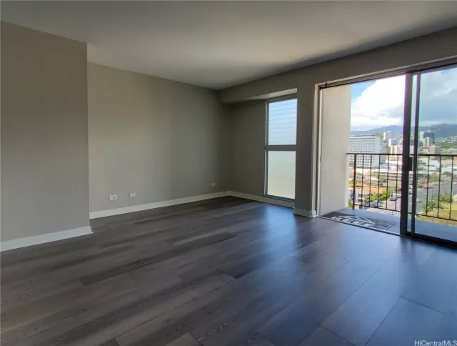 MLS: 202303818 Condo For Sale