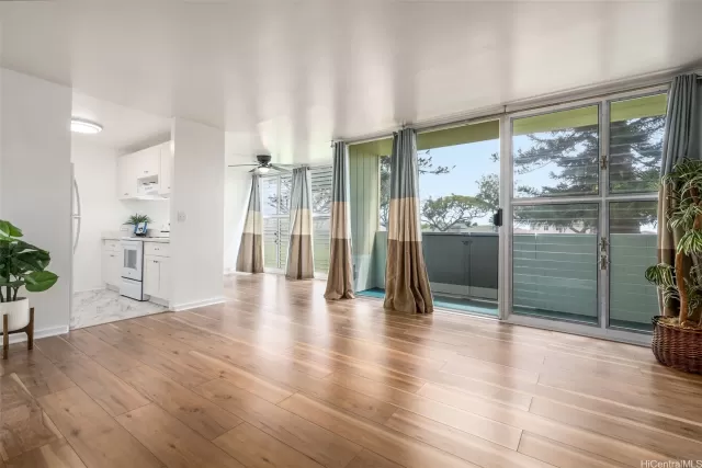 MLS: 202303855 Condo For Sale