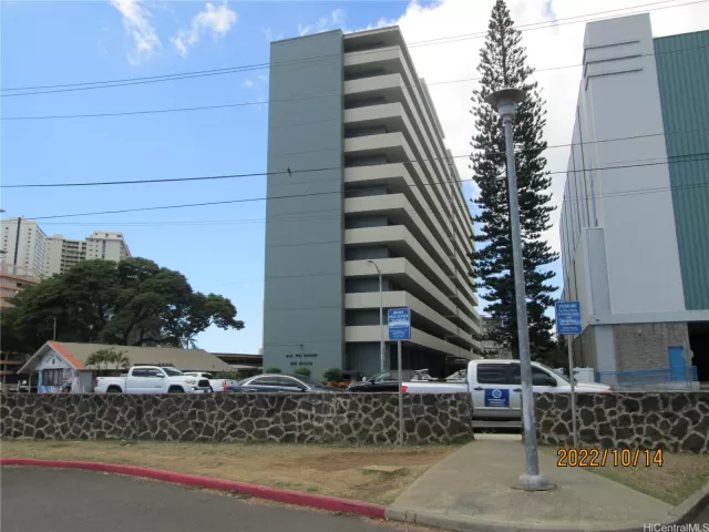 MLS: 202303886 Condo For Sale