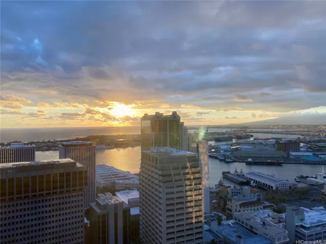 MLS: 202303928 Condo For Sale