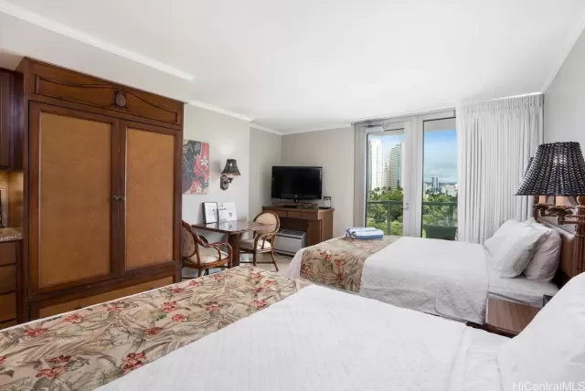 MLS: 202306532 Condo For Sale