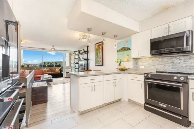 MLS: 202306718 Condo For Sale