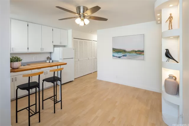 MLS: 202306844 Condo For Sale