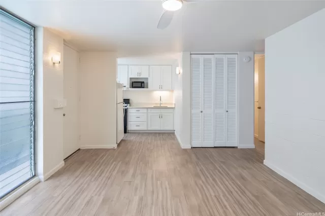 MLS: 202307221 Condo For Sale
