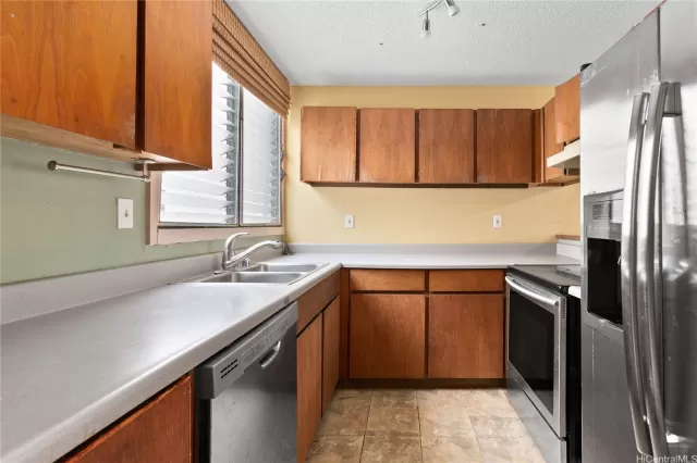 MLS: 202309118 Condo For Sale