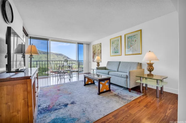 MLS: 202309262 Condo For Sale