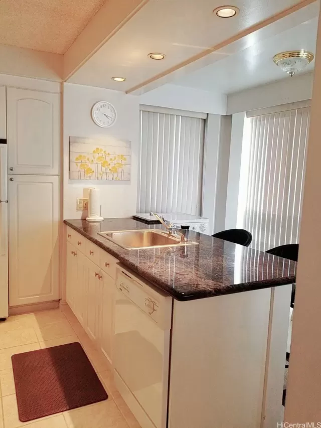 MLS: 202310770 Condo For Sale