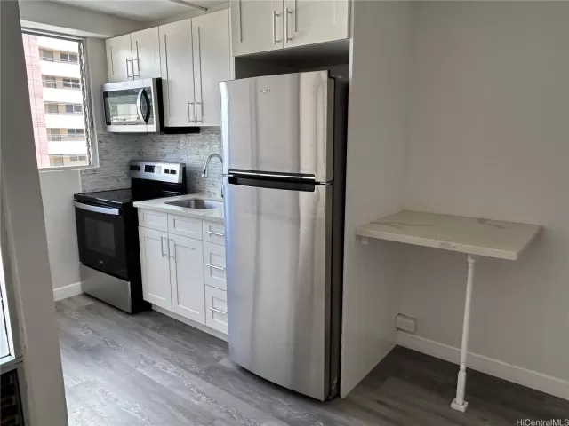 MLS: 202310841 Condo For Sale