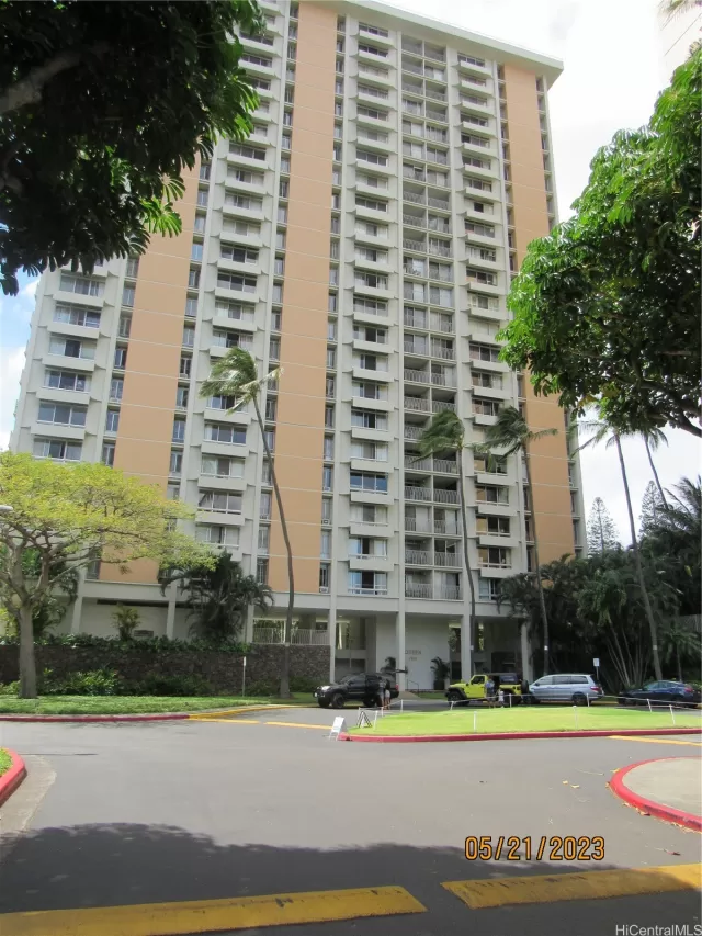 MLS: 202311286 Condo For Sale