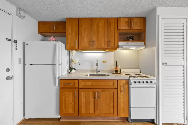 MLS: 202311865 Condo For Sale