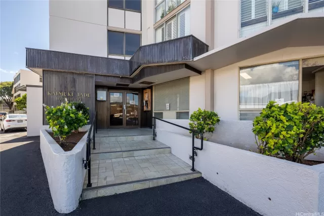 MLS: 202313327 Condo For Sale