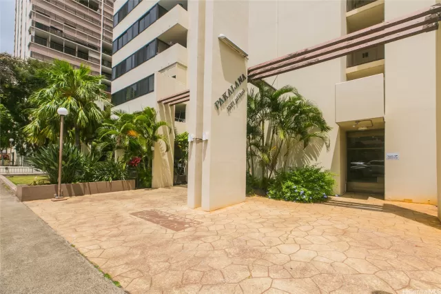 MLS: 202316101 Condo For Sale