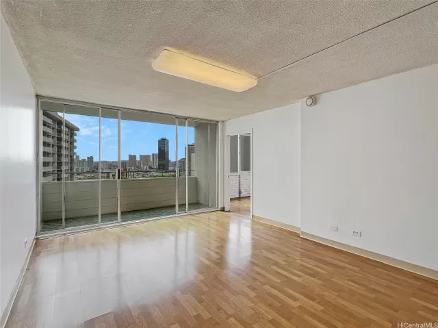 MLS: 202316308 Condo For Sale